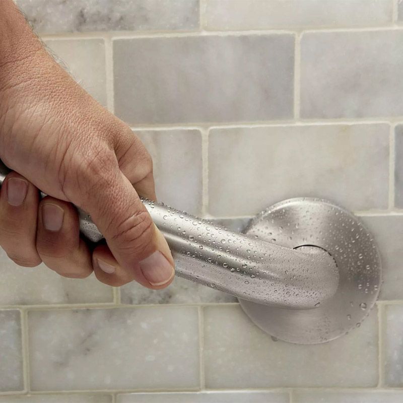 Barra de apoyo de acero inoxidable con tornillos ocultos de 24" x 1-1/2". ADA