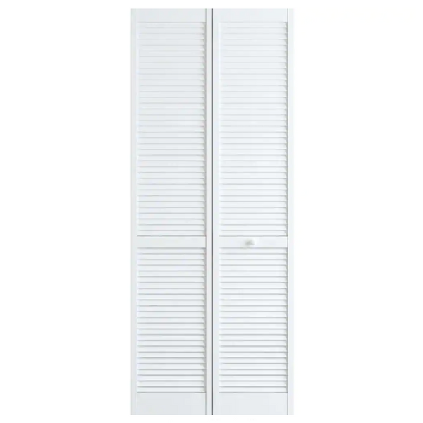 Puerta plegable de madera imprimada con persianas sobre persianas